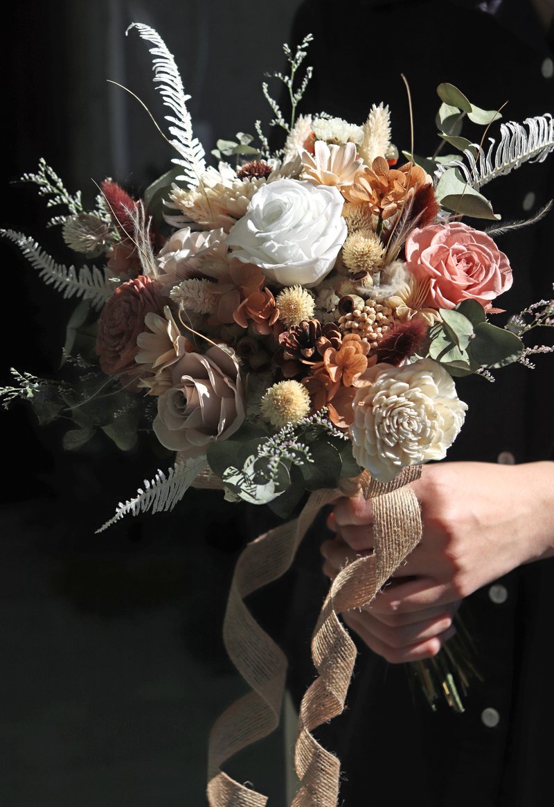 - 一生守候 - 永生花 x 乾燥花  新娘捧花 求婚花束 - 乾燥花/永生花 - 植物.花 多色