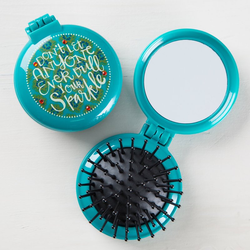Round Folding Comb - Light Green ∣ BRM021