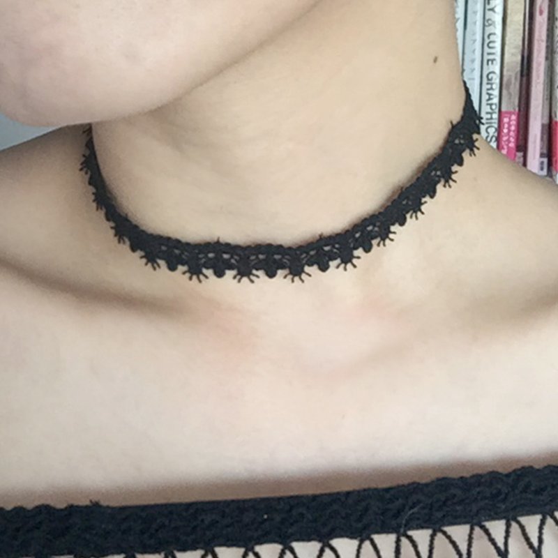 Pattern Lace Necklace