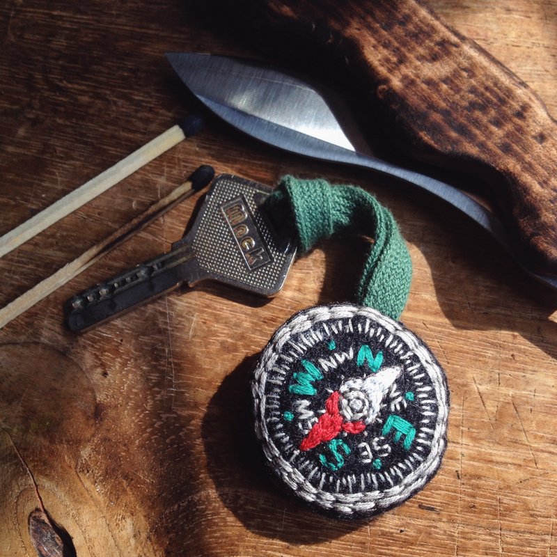 COMPASS / Handmade Embroidery Pin Brooch Key Chain