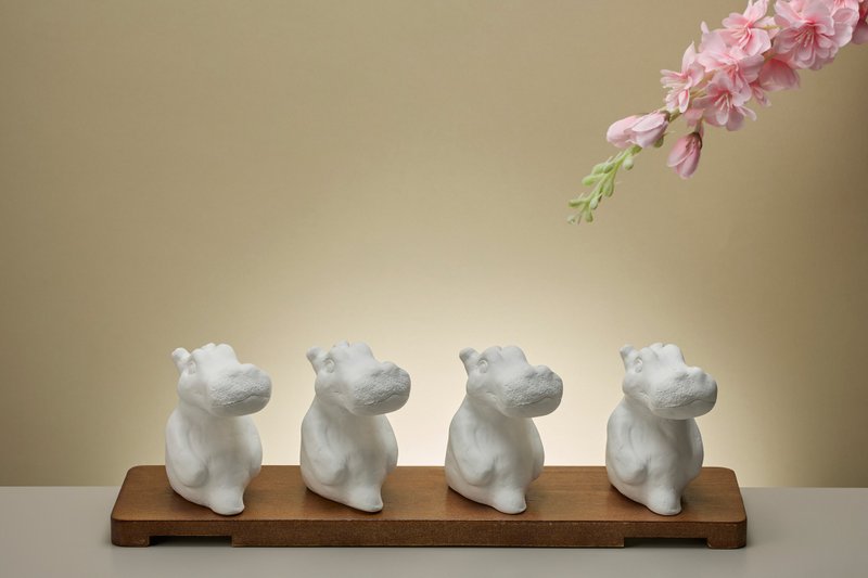 【草原動物系列】喜歡穿貼體包裝的河馬 擴香石 | 禮盒包裝 - 香氛/精油/擴香 - 其他材質 白色