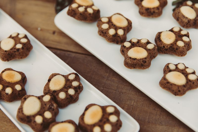 Chocolate cat palm soft cake 13 into wedding small things / binary small things / dessert