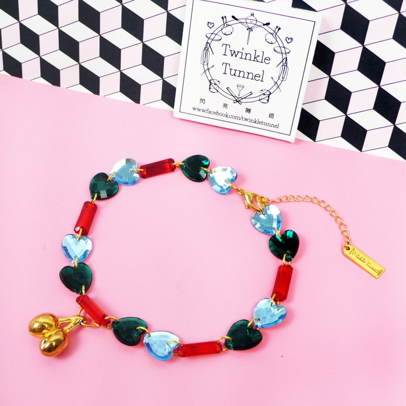 Retro gem necklace cherry paste neck