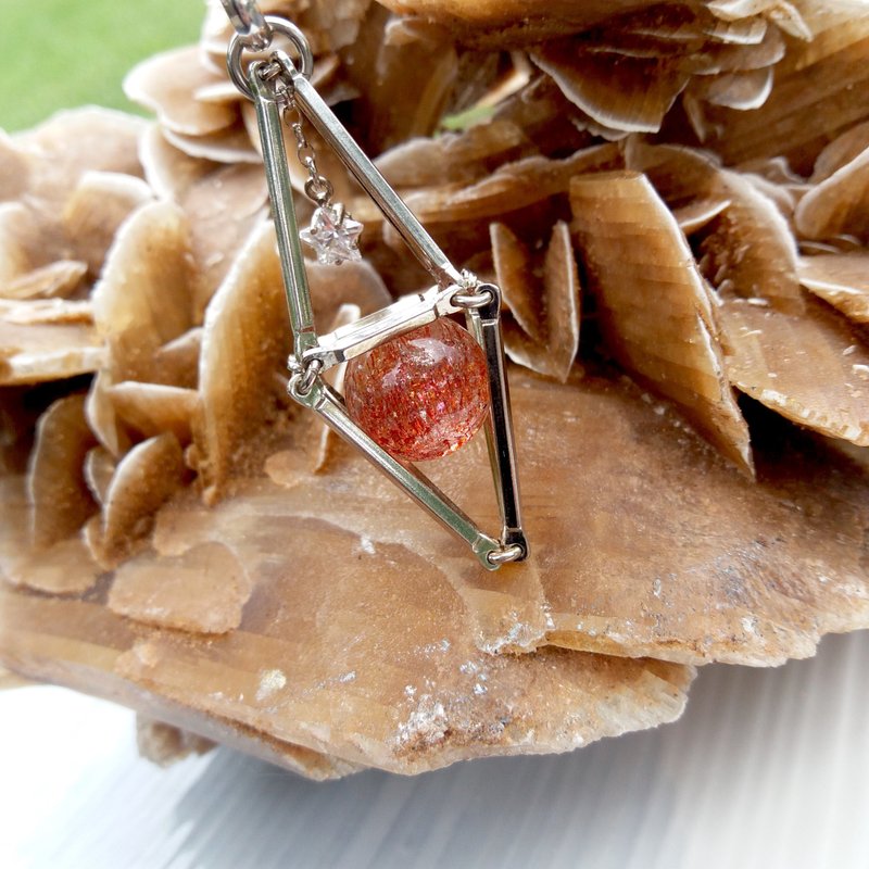 【Star Romance】 Hanging Star Golden Strawberry Super 7 Silver Necklace