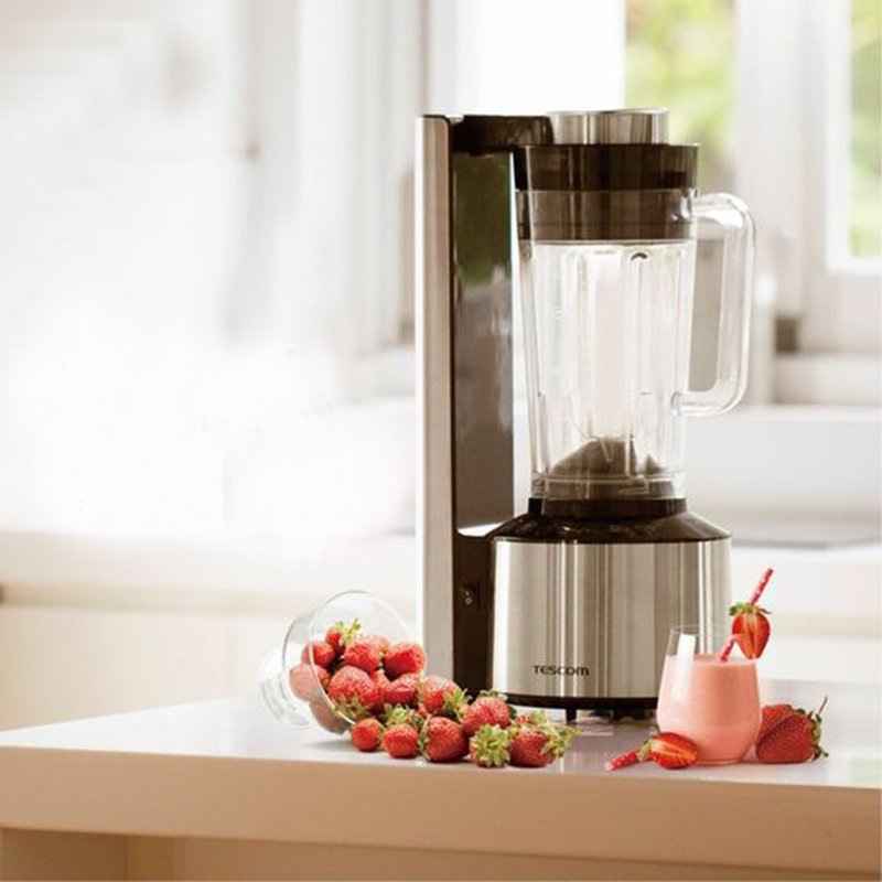 TESCOM TMV2000 vacuum juicer