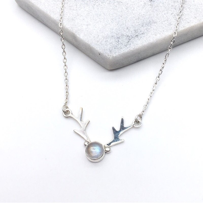Moonstone sterling silver elk design necklace handmade mosaic in Nepal