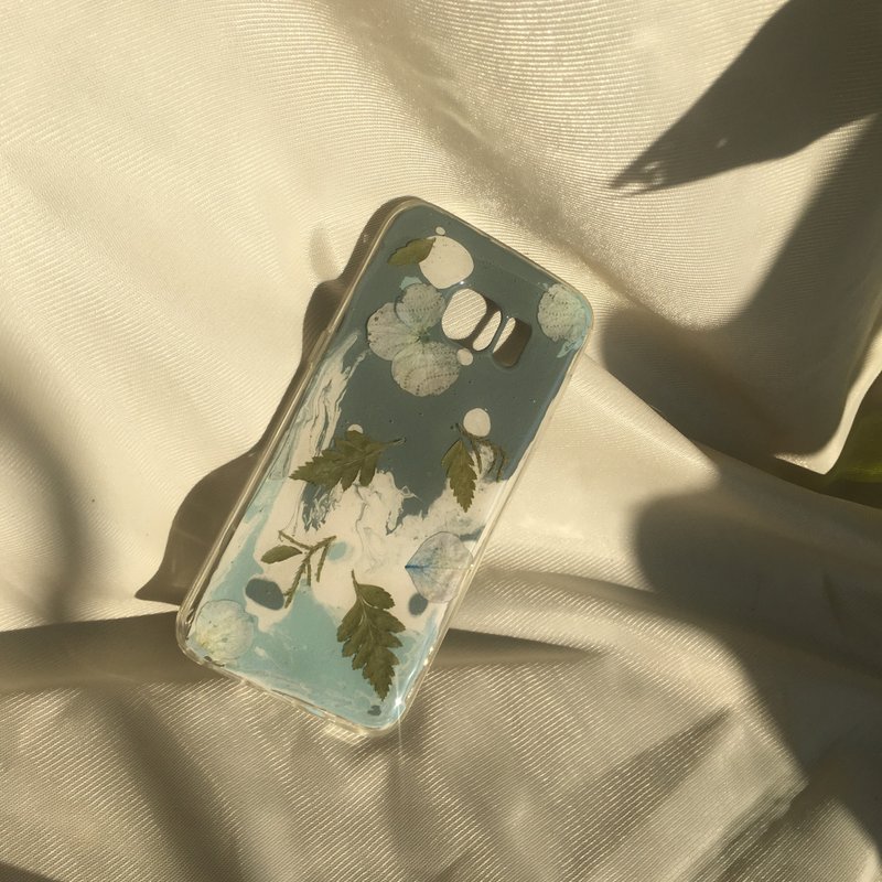 winter handmade phone case