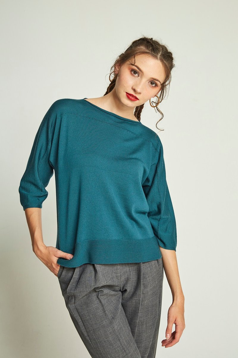 One-neck collar cropped sleeve top (emerald) 19W2SH02GN-F