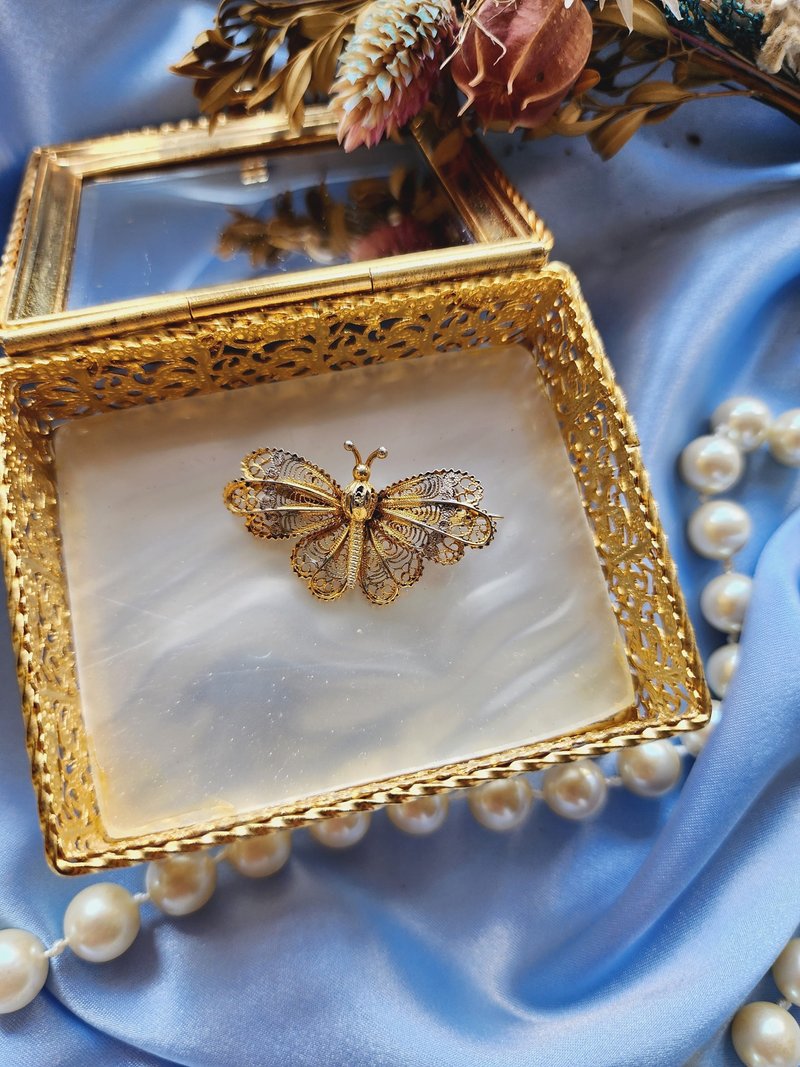 美國西洋古董飾品/ 義大利手工純銀鎏金蝴蝶掐絲纍絲胸針/別針 - 胸針 - 純銀