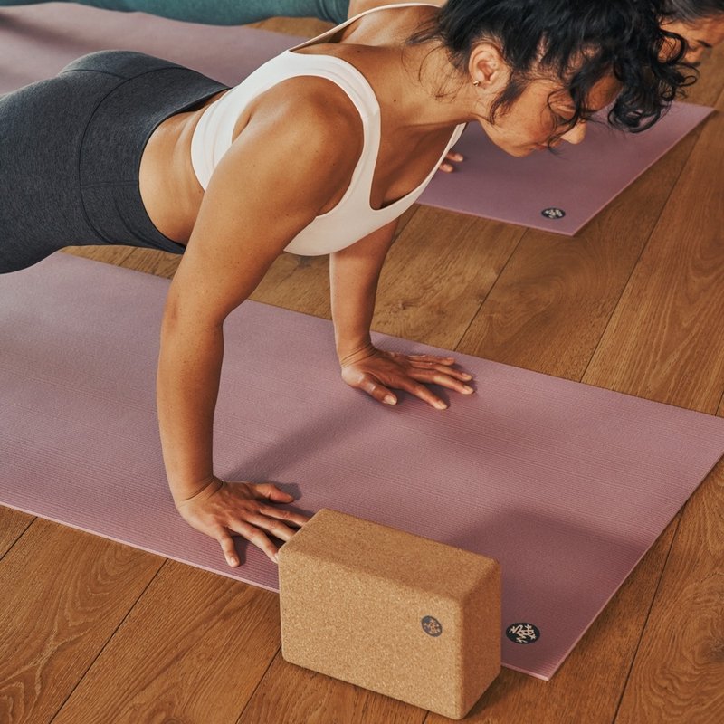 【Manduka】PROlite Mat 瑜珈墊 4.7mm - Elderberry - 瑜珈墊 - 其他材質 粉紅色