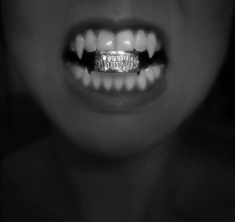 牙怪系列-吸血鬼 Teeth Monster - Vampire Bite - 戒指 - 純銀 銀色