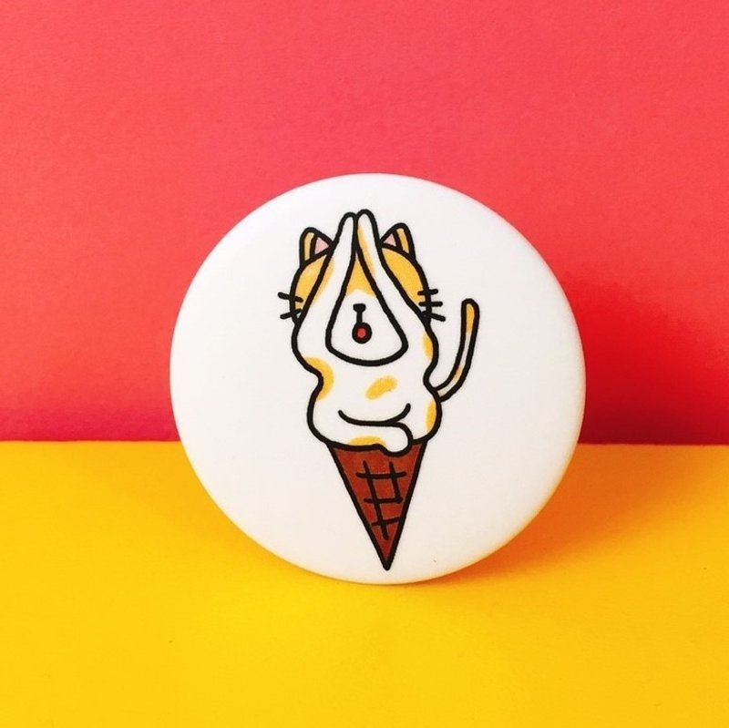 Pretend ice cream cat / badge