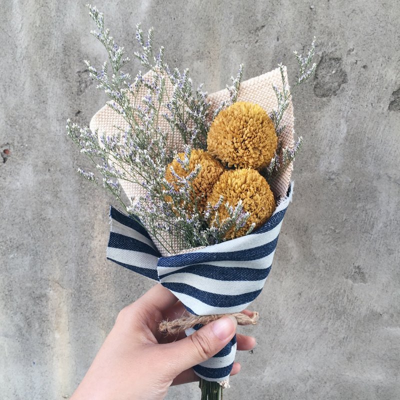 Bouquet of dried flowers