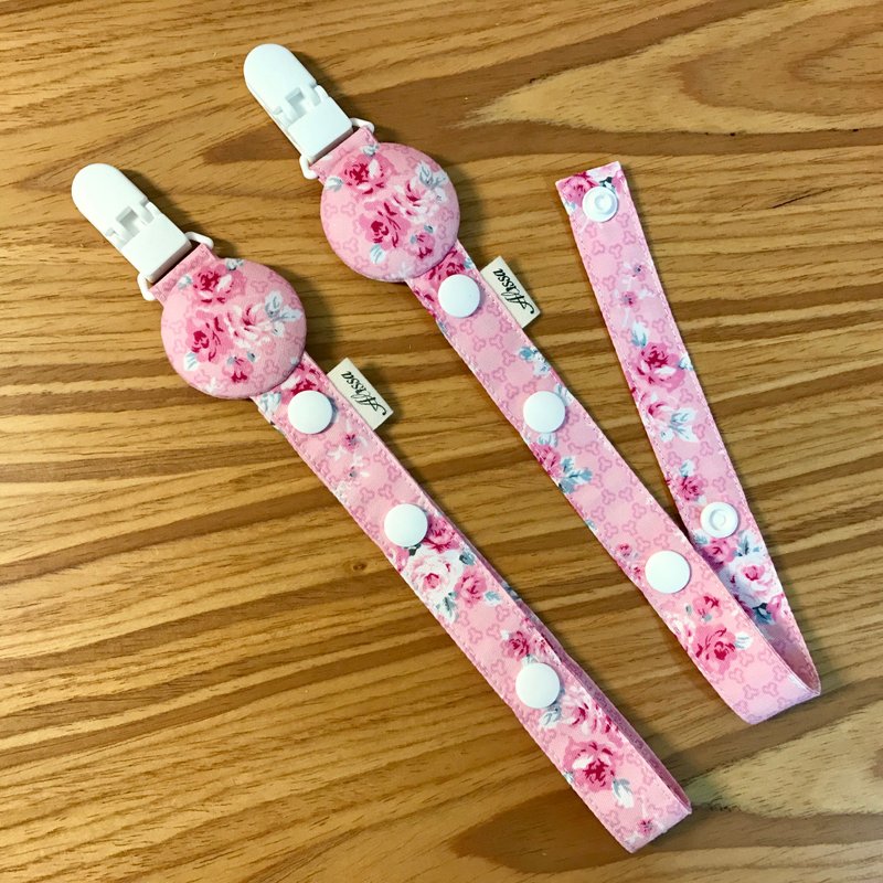 Pink flowers multi-function clip. Toys clip. Stroller is sandwiched (a set of two)