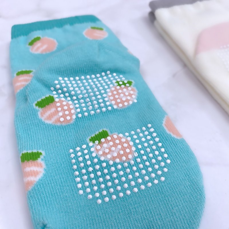 Carrot world children's socks