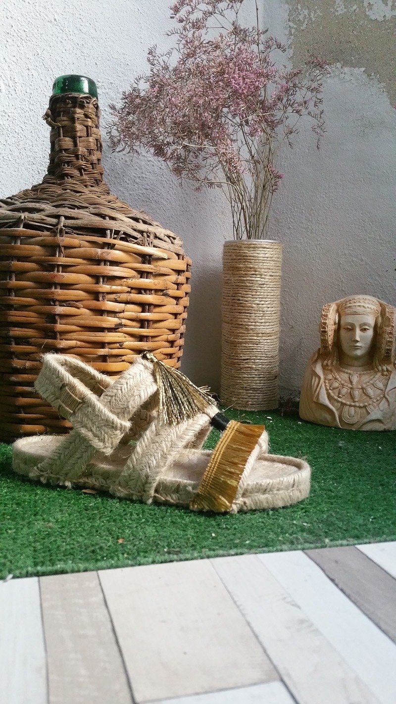 Spanish Espadrilles | Nailah model black