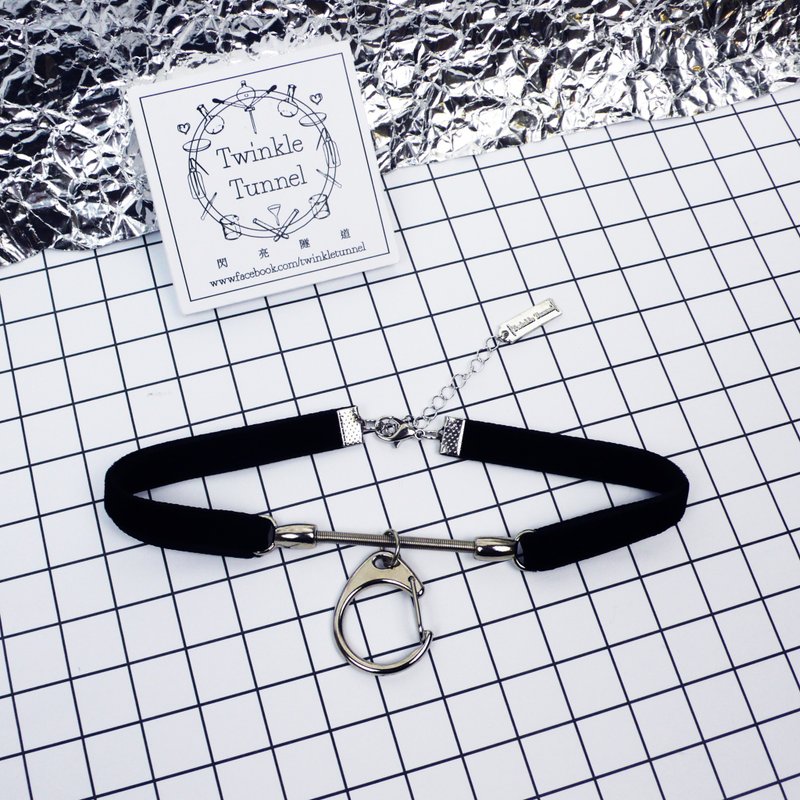 Handcuffed ring fine velvet necklace attached neck