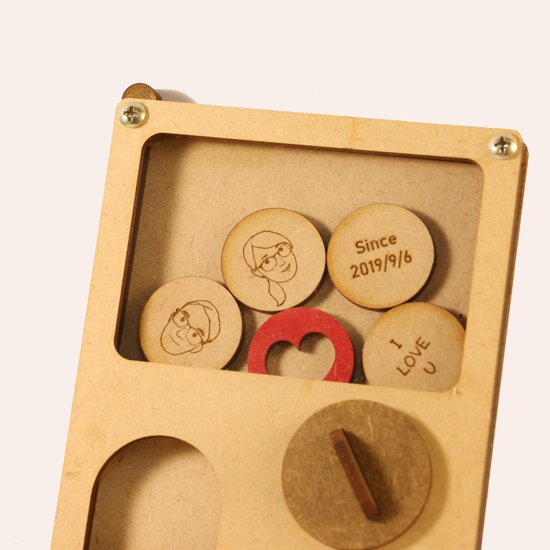 【加購。勿單獨下單】客製化頭像。搭配扭蛋機卡片 - 卡片/明信片 - 木頭 咖啡色