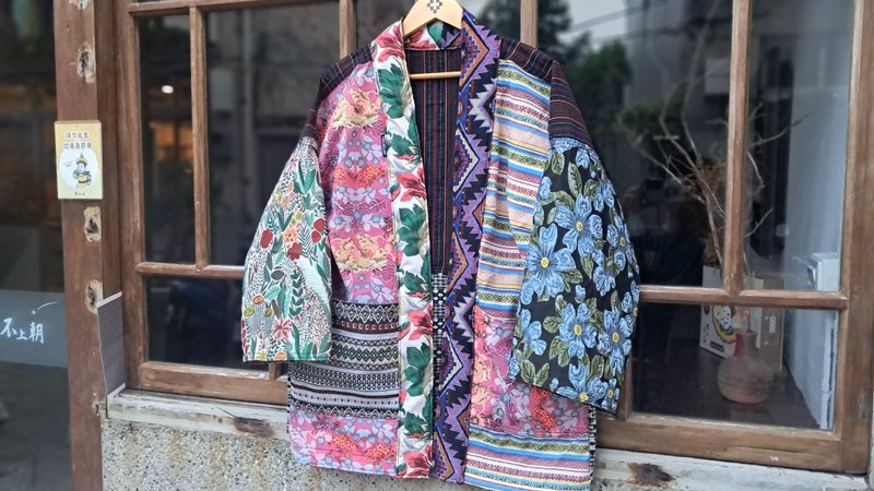 AMIN'S SHINY WORLD 異材質圖騰拼接KIMONO   ONLY系列 - 男夾克/外套 - 棉.麻 多色