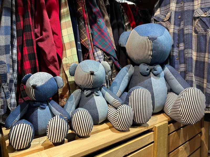 Patchwork Denim Bear 牛仔拼布小熊 - 公仔/玩偶 - 棉.麻 藍色