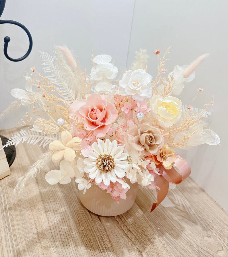 奶茶色永生花盆/入宅/開幕/賀禮/生日/開店/禮物 - 乾燥花/永生花 - 植物.花 粉紅色