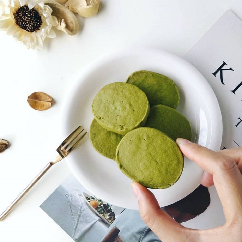 Japanese Uji Matcha Handmade Biscuits (careful)