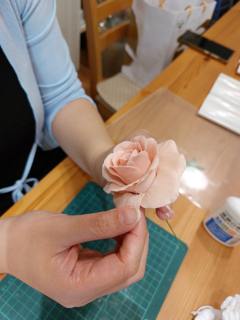 玫瑰花石膏捏花課程 體驗課【1人成班】--文化幣可 - 蠟燭/香氛/調香 - 其他材質