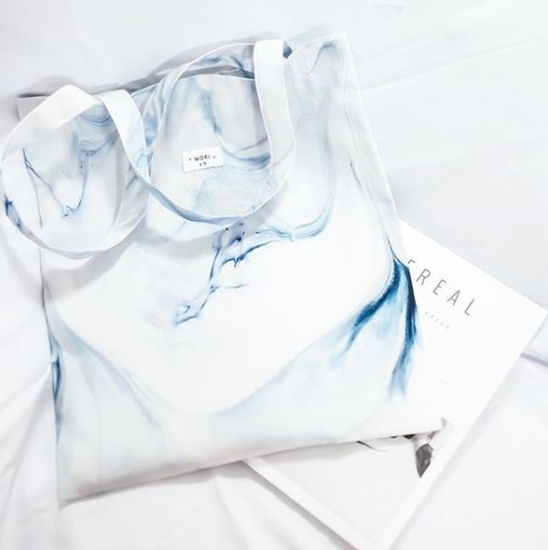 กระเป๋าผ้าโมริ Winter Canvas