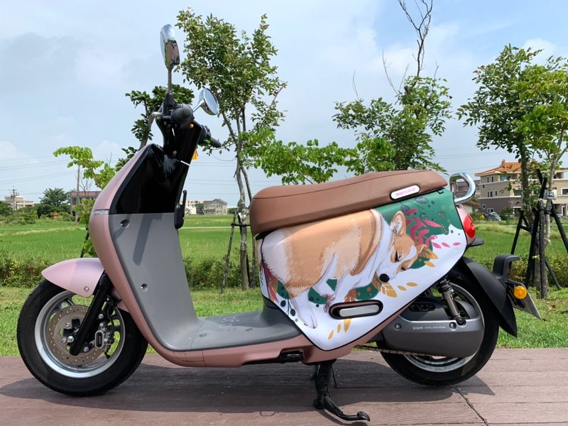 Gogoro scratch-resistant car cover 2nd generation 3rd generation viva dog pet Corgi