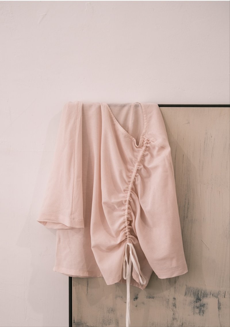 粉色透膚抽皺上衣 - 女上衣/長袖上衣 - 棉.麻 粉紅色