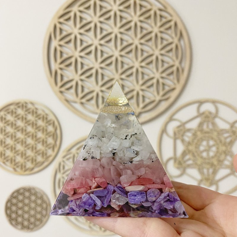 Orgonite Energy Tower-White Crystal, Moonstone, Pink Crystal, Red Serpentine, Amethyst