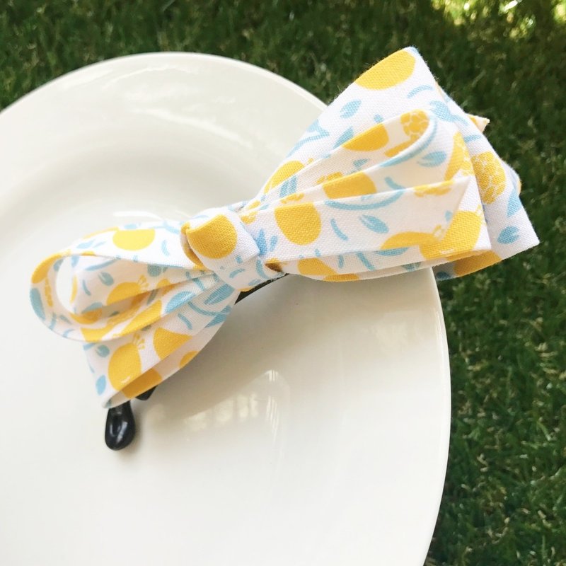 Yellow fruit banana folder