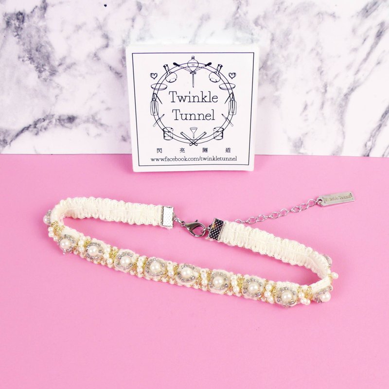 Wool beads necklace attached neck