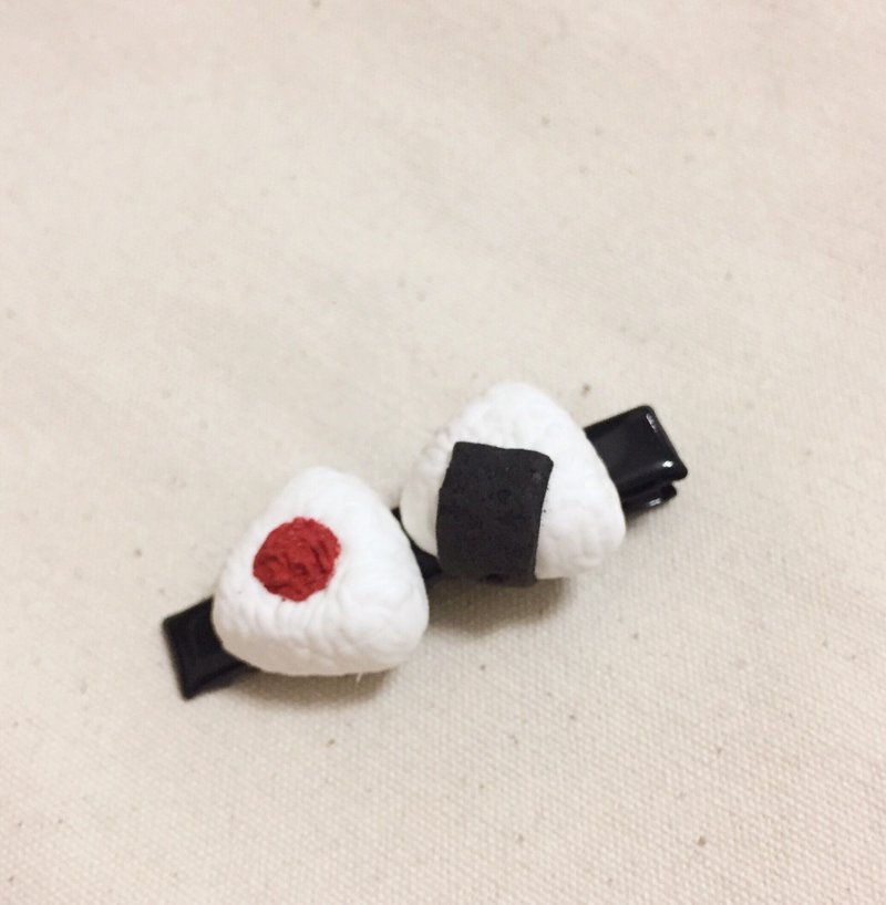 Triangle rice balls hair clips ((full 600 random send mystery small gift))
