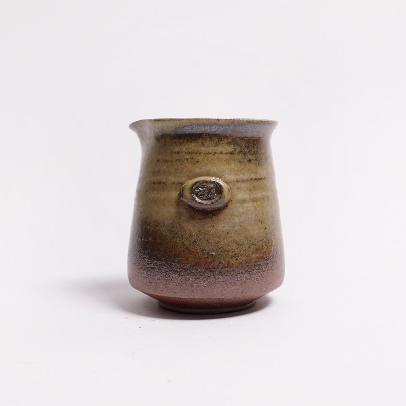 明芽窯 l 柴燒灰釉拓印茶海公道杯 H2 - 茶壺/茶杯/茶具 - 陶 卡其色