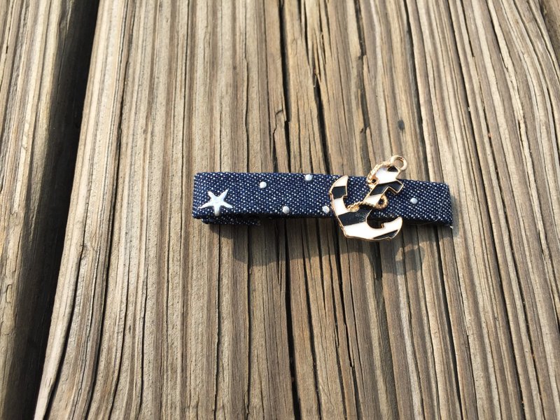 Navy wind hairpin