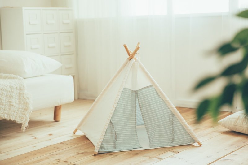 Handmade pet tent - washable