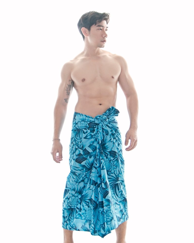 Tropical Sarong in Torch Lily Printing
