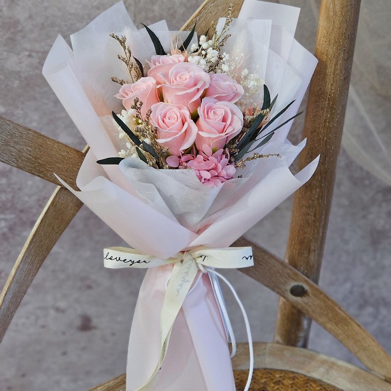 6朵粉玫瑰花束 / 香皂花花束 /粉愛你 現貨 快速出貨 - 乾燥花/永生花 - 植物.花 粉紅色
