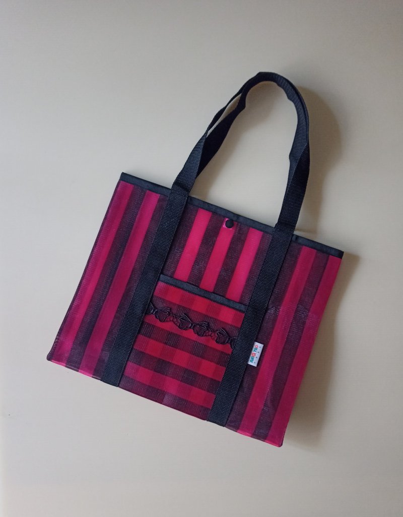 Make good use of the base Jizhi bag-it is red