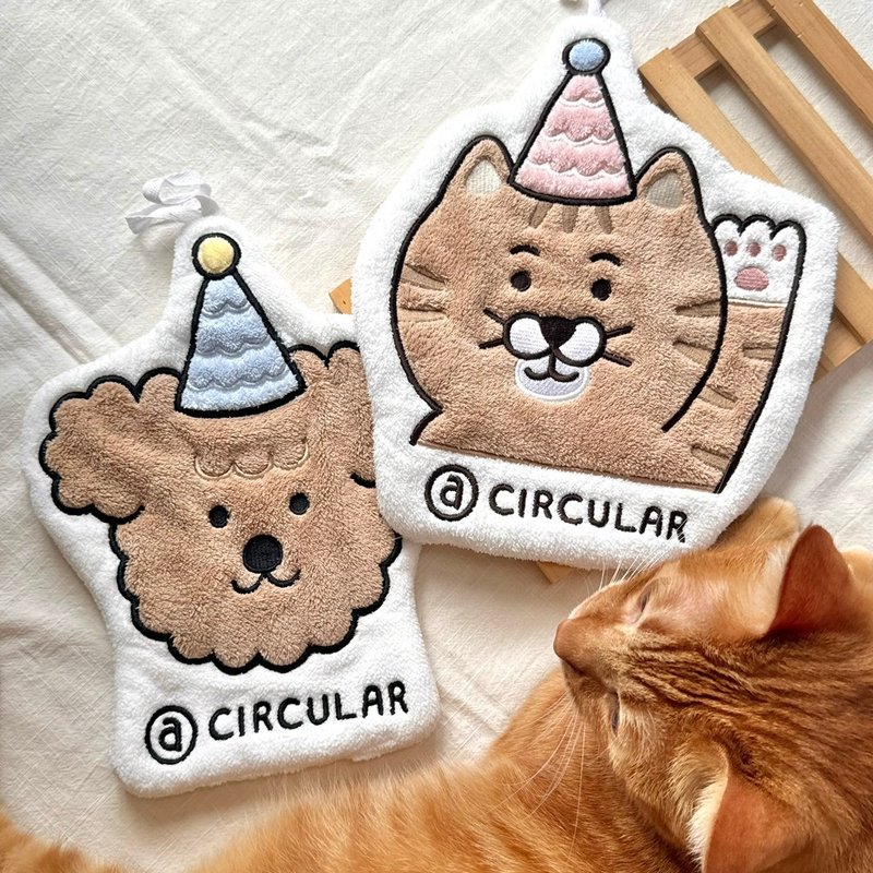 貓貓狗狗-刺繡擦手巾 - 衛浴用品/浴室收納 - 聚酯纖維 白色