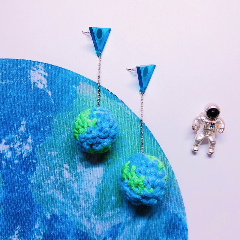 Knitted Earth Earrings