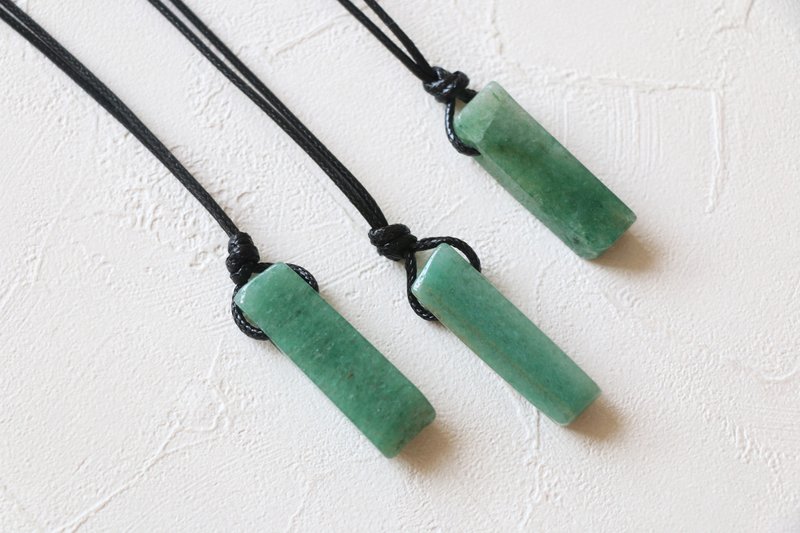 天然礦石綠冬陵頸鍊項鍊 礦石項鍊 男項鍊 頸繩 歐美風 - 項鍊 - 寶石 綠色