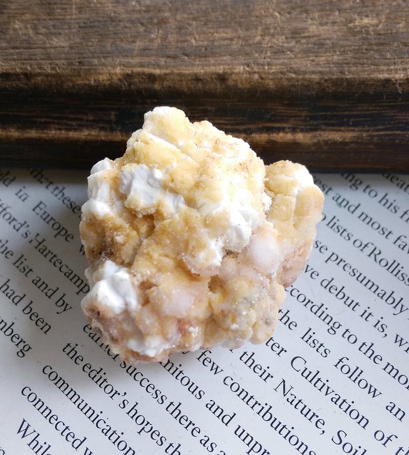 Creedite 貴州產地 氟鋁石膏  趣味爆米花 天然礦石 原礦 - 擺飾/家飾品 - 其他材質