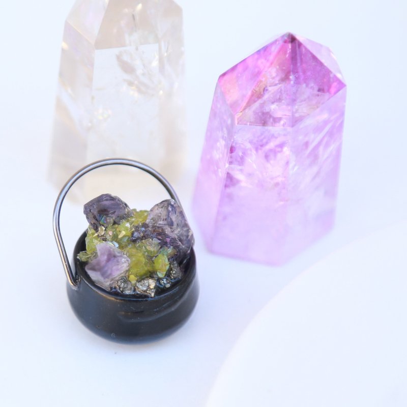 奧根迷你女巫鍋墜飾 - 紫水晶&橄欖石 - 項鍊 - 水晶 綠色