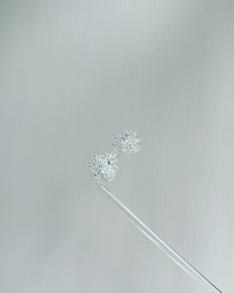 Room 1001 | Flower of Salt 耳環 - 項鍊 - 琉璃