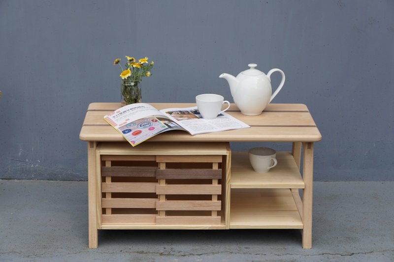 "Three and workshop" coffee table a few