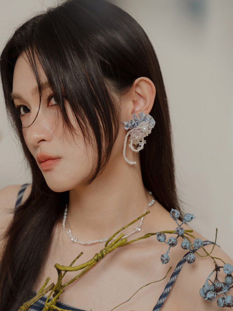 和平小日記。(2way)MUCHAT手作蕾絲珠花純銀針耳環 - 耳環/耳夾/耳骨夾 - 其他金屬 藍色