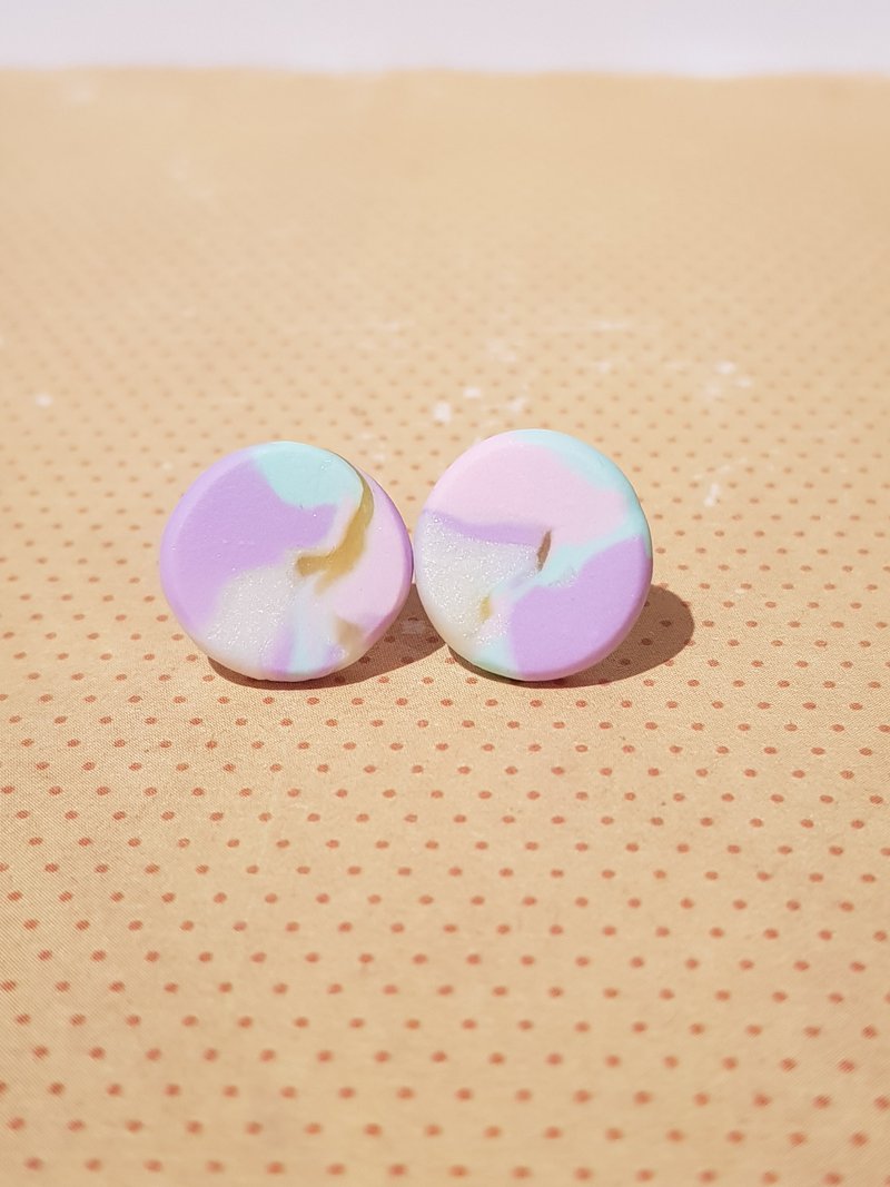 Unicorn polymer clay stud earrings