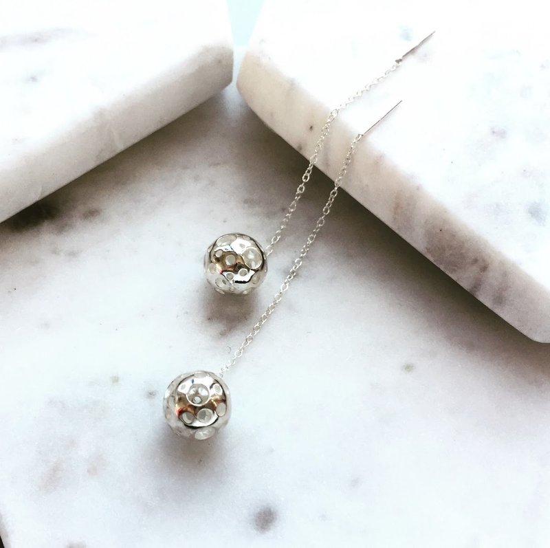 Snow Ball Threader Earring